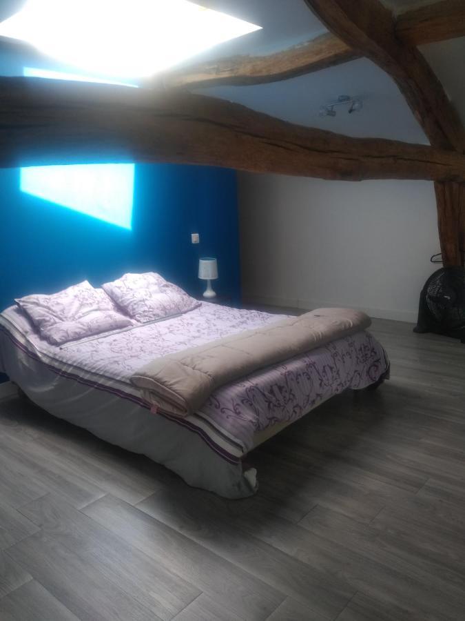 Maison De Campagne A La Ferme Pillac エクステリア 写真